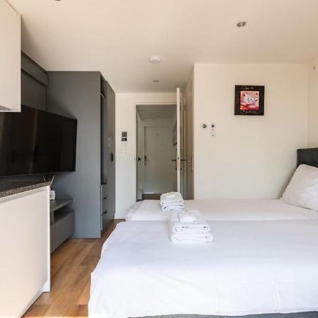 Stylish Apartments In The Heart Of Breda City Center Bagian luar foto