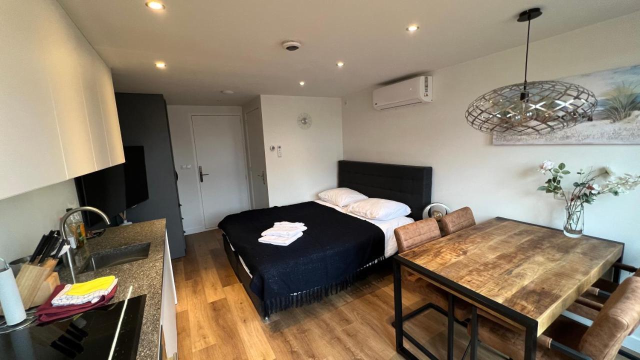Stylish Apartments In The Heart Of Breda City Center Bagian luar foto