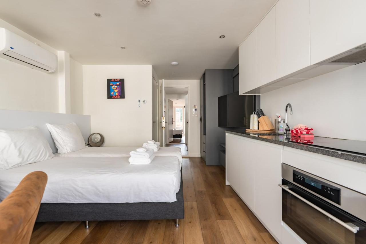 Stylish Apartments In The Heart Of Breda City Center Bagian luar foto