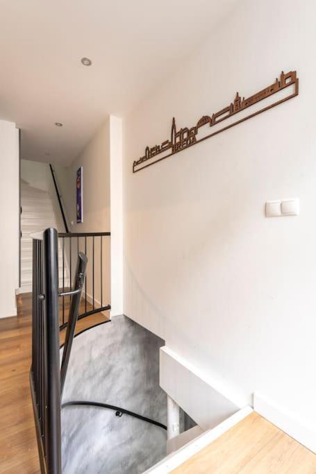 Stylish Apartments In The Heart Of Breda City Center Bagian luar foto