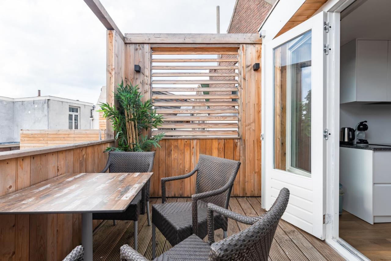 Stylish Apartments In The Heart Of Breda City Center Bagian luar foto