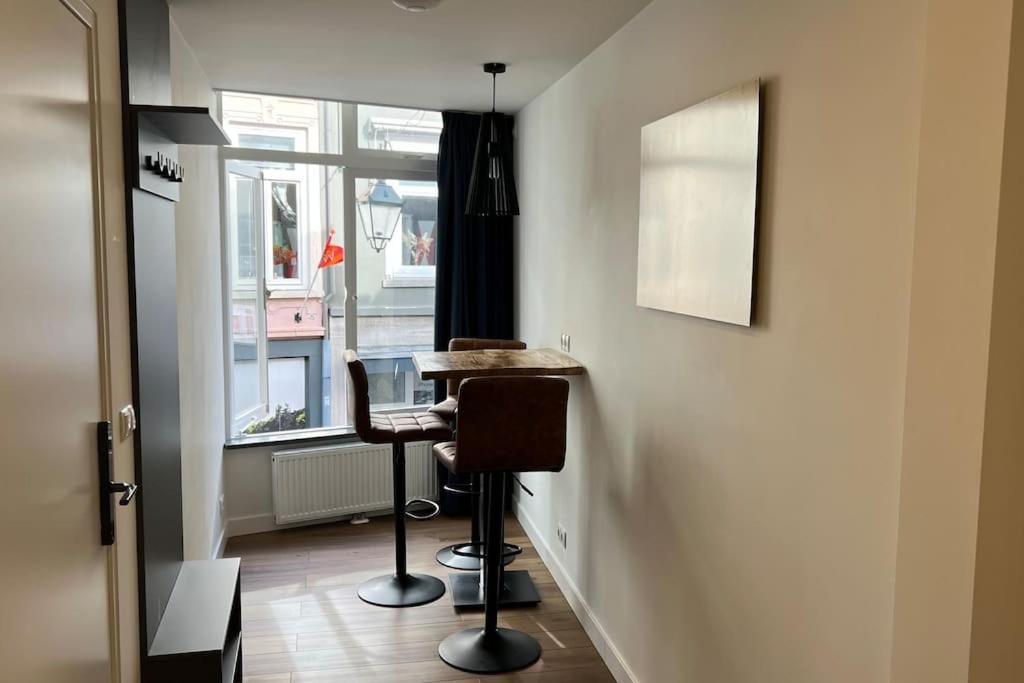 Stylish Apartments In The Heart Of Breda City Center Ruang foto