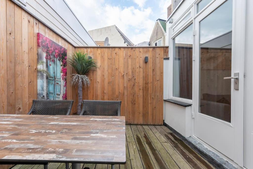 Stylish Apartments In The Heart Of Breda City Center Ruang foto